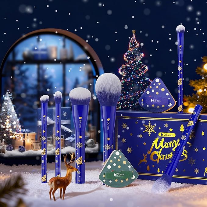 DUcare Christmas Makeup Brushes Set 6Pcs Makeup Brush Set Premium Synthetic Kabuki Foundation Blending Face Powder Blush Concealers Eye Shadows Brushes