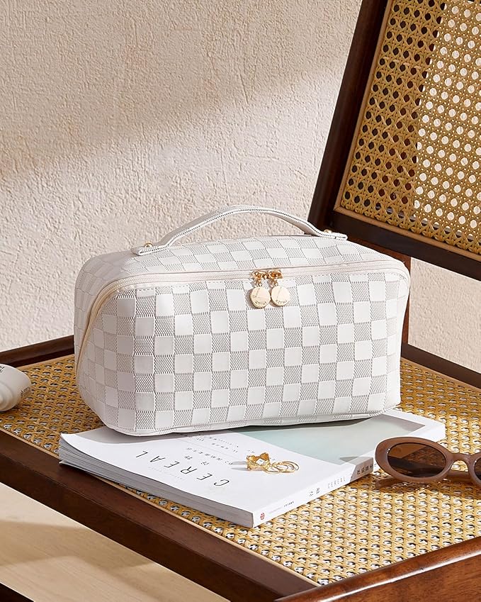 EACHY Travel Makeup Bag,Large Capacity Cosmetic Bags for Women,Waterproof Portable Pouch Open Flat Toiletry Bag Pattern Makeup Bag