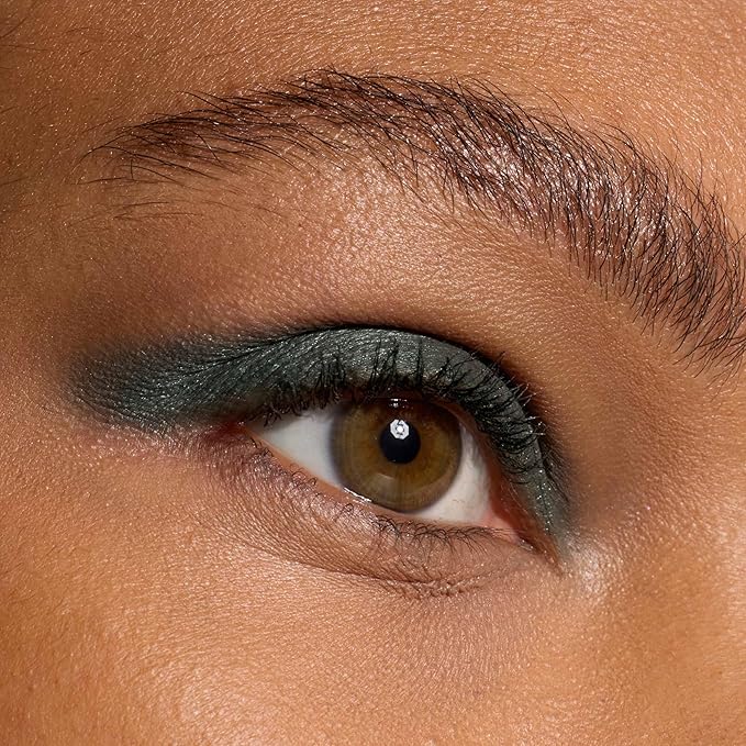 L'Oreal Paris Makeup Le Shadow Stick Eyeshadow, Blendable, Smudge-Resistant, Smokey Cream Eyeshadow, 270 Twilight Emerald