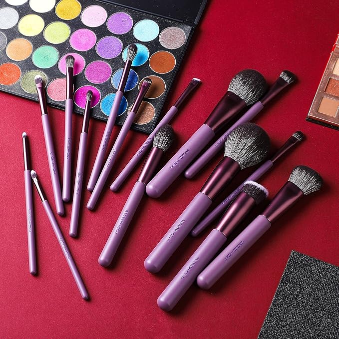 Makeup Brush Set, EIGSHOW Professional Makeup Brushes Kit Foundation Powder Concealers Eye Shadows Makeup 15 Piece for Eye Face Liquid Cream Cosmetics Brushes Kit, Gift for Women, Travel Set(Purple)