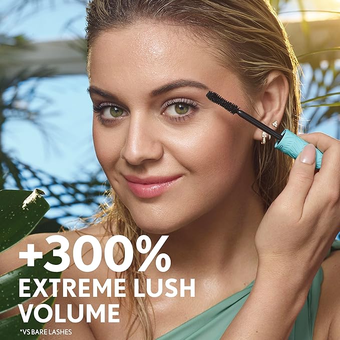 CoverGirl Lash Blast Cleantopia, Waterproof Mascara, Aloe Leaf Extract, Vitamin E & Ceramide, Gentle Formula, Volumizing, Long-Wearing, Transfer-Proof, Extreme Black,1 Count