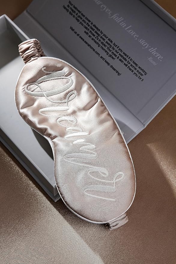 Super Soft Eye Masks with Adjustable Strap Bedroom Décor 22-Momme Mulberry Silk Sleep Mask Ultra Comfort Deep Relaxation Ideal Present for Her Holiday Present for Christmas